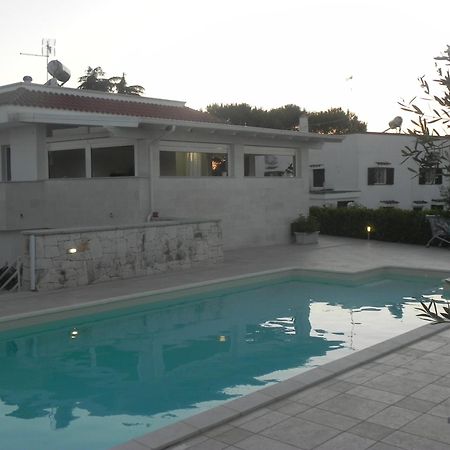 Resort Pietra Bianca Noci Kültér fotó