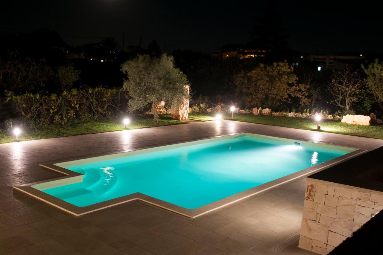 Resort Pietra Bianca Noci Kültér fotó